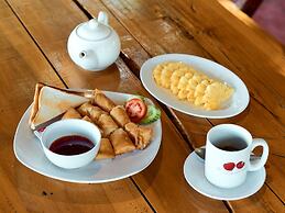 Sawasdee Lagoon Camping & Restaurant