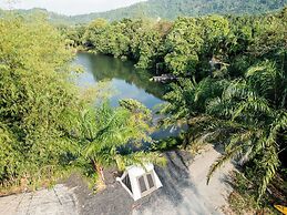 Sawasdee Lagoon Camping & Restaurant