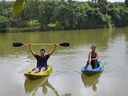 Sawasdee Lagoon Camping & Restaurant