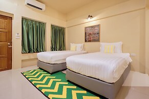 Sawasdee Lagoon Camping & Restaurant
