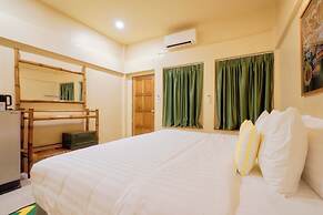 Sawasdee Lagoon Camping & Restaurant