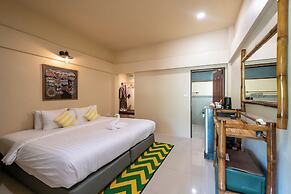 Sawasdee Lagoon Camping & Restaurant