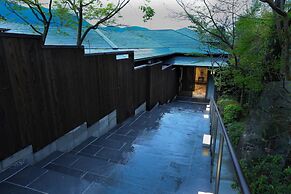 YUFUIN Dining Kitchen ZEN