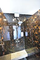 Love Box Resort