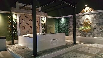 Relax Villa Hotel