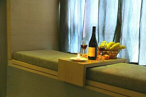 Neat Hotel