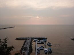 Worita Cove Hotel