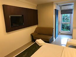 L42 Hostel
