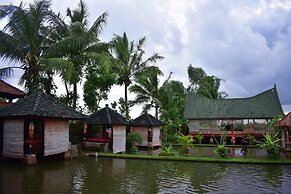 Cahaya Tetebatu Inn