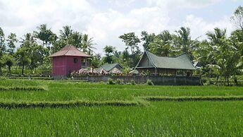 Cahaya Tetebatu Inn