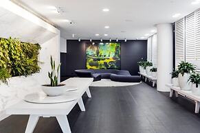 Xanadu Apartments