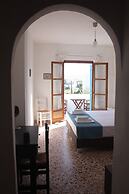 Meltemi Studios and Apartments
