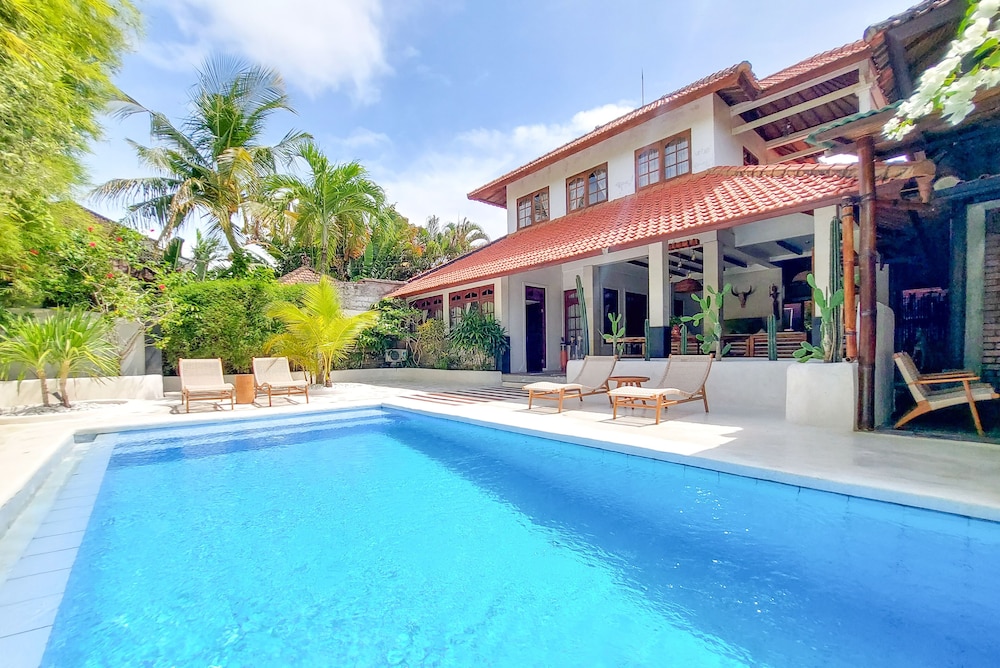 Ocean Luxury Villas