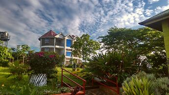 Lago Resort