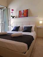 Vetrina Suites