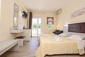 Summer Beach Hotel