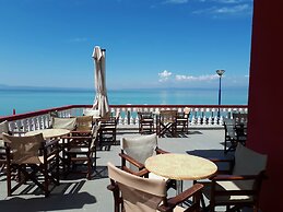 Summer Beach Hotel