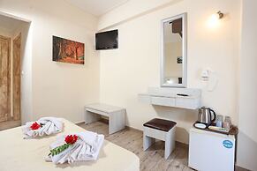 Summer Beach Hotel