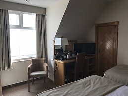 Pier Hotel