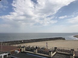Pier Hotel