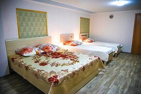 Hotel Mega