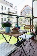 Marinus Apartments