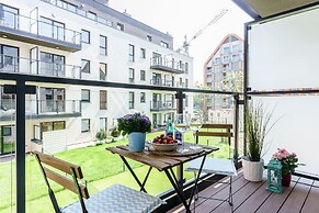 Marinus Apartments