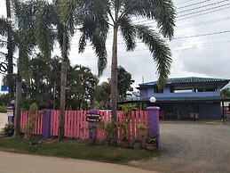 Baan Plubpla Resort