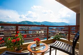 Hotel Lake Paradise