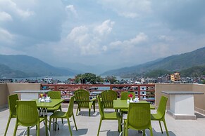 Hotel Lake Paradise