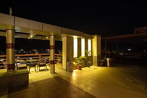 Hotel Lake Paradise