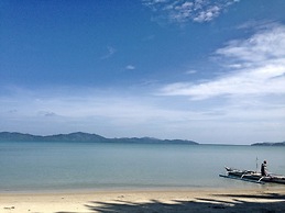 Ausan Beach Front Cottage and Restaurant