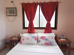 Ausan Beach Front Cottage and Restaurant