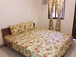 Ausan Beach Front Cottage and Restaurant