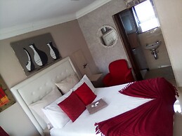 Unathi Guest Lodge