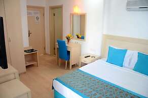 Hira Beach Hotel