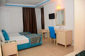 Hira Beach Hotel