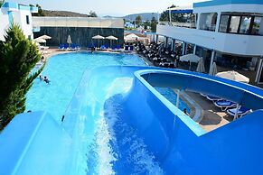 Hira Beach Hotel