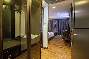 Holatel Hotel Phitsanulok
