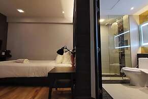 Holatel Hotel Phitsanulok