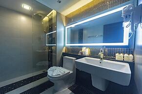 Holatel Hotel Phitsanulok