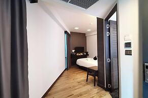 Holatel Hotel Phitsanulok