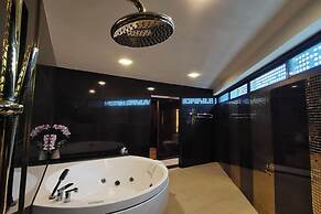 Holatel Hotel Phitsanulok