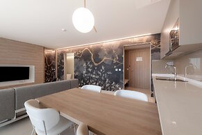 Joel Hotel