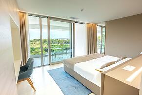 Joel Hotel