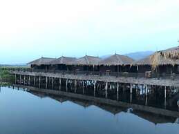 Skylake Inle Resort