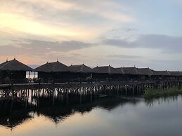 Skylake Inle Resort