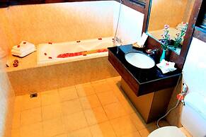 Skylake Inle Resort