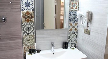 Tarsus Zorbaz Hotel