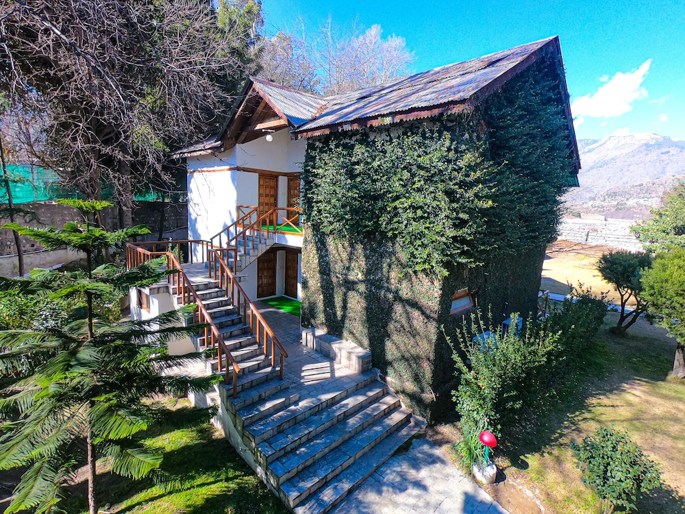 Apple Valley Resort